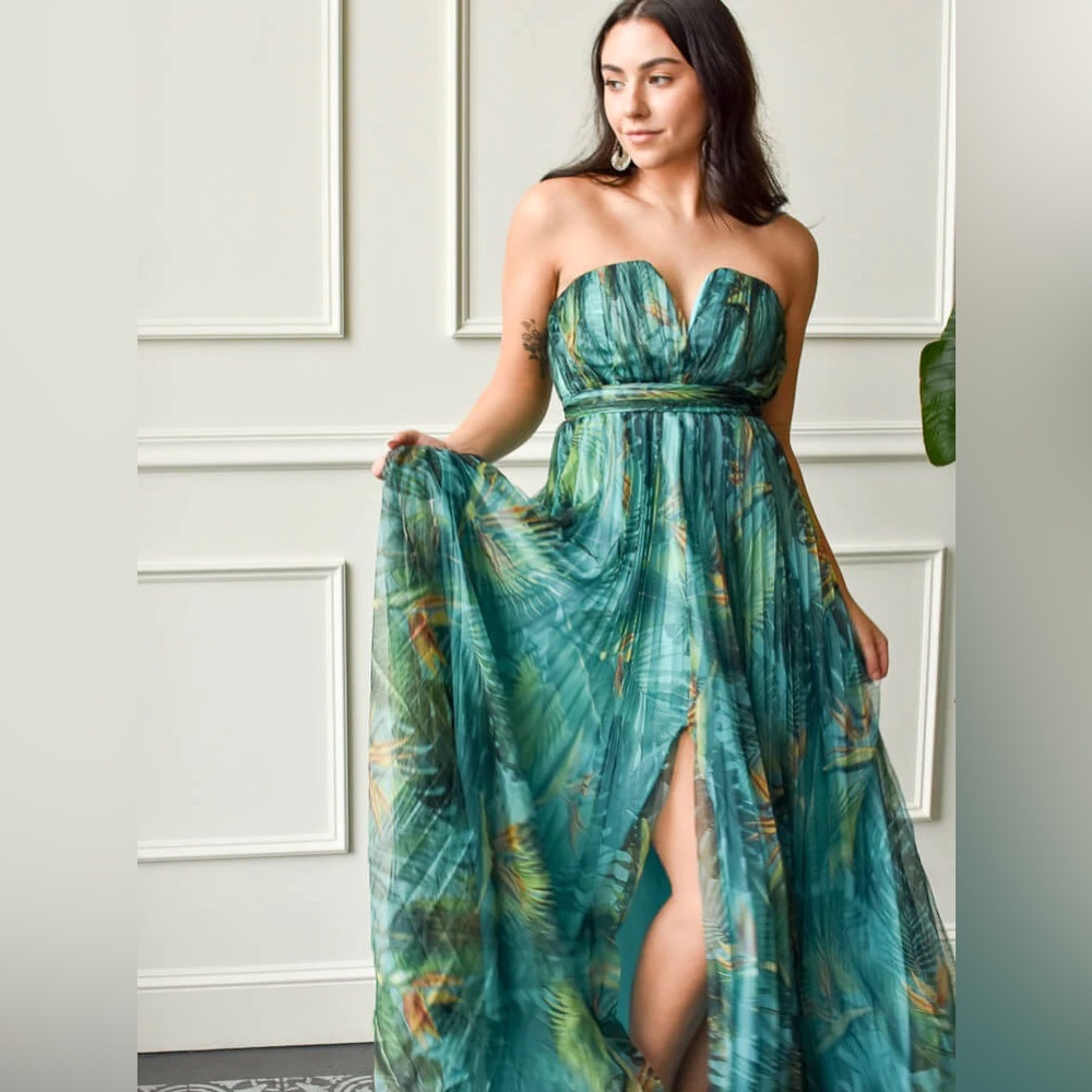 LUXXEL SMALL Nayarit Tropical Print Strapless Maxi Dress
